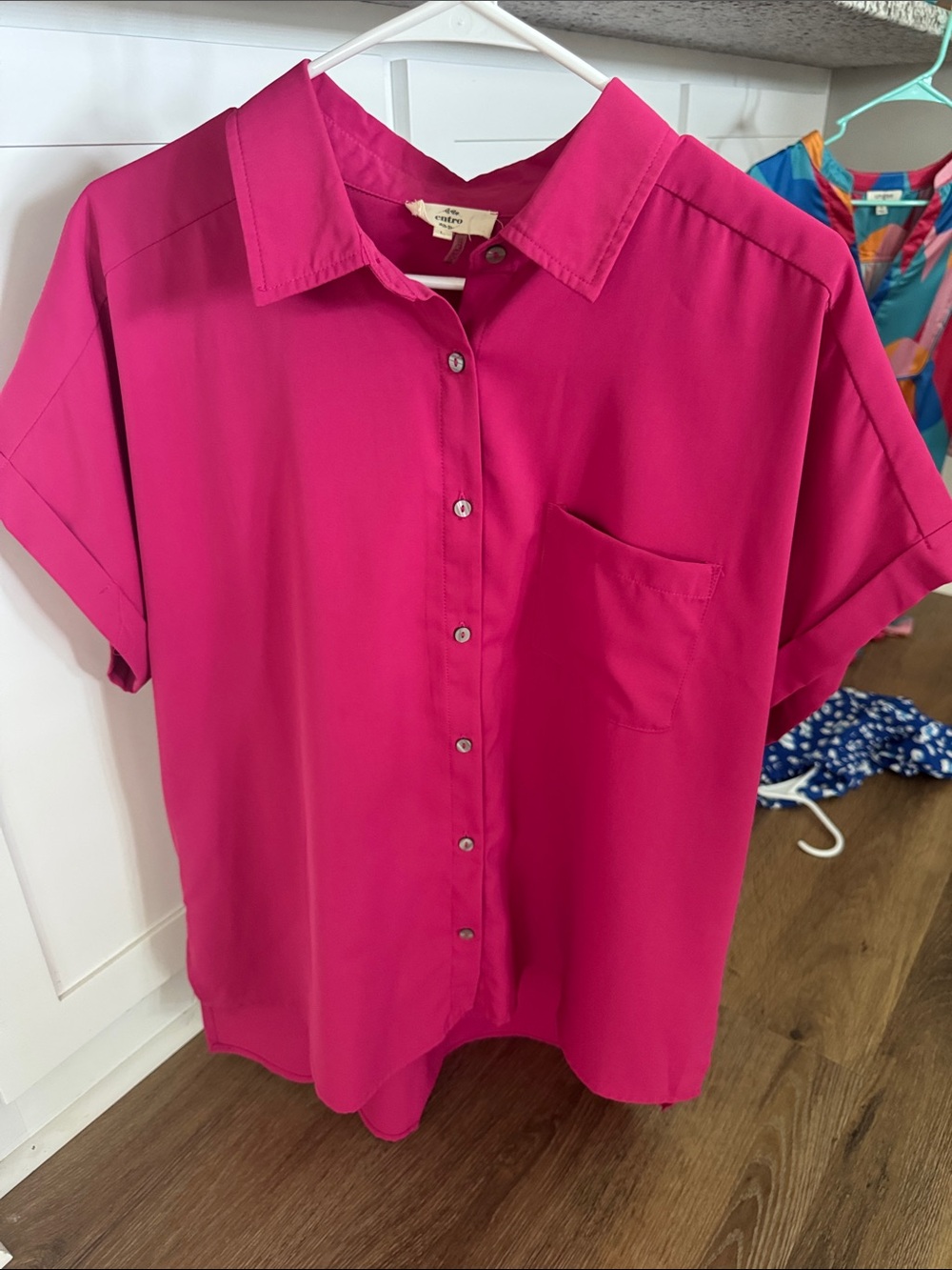 Entro women’s Magenta Button-Up Blouse